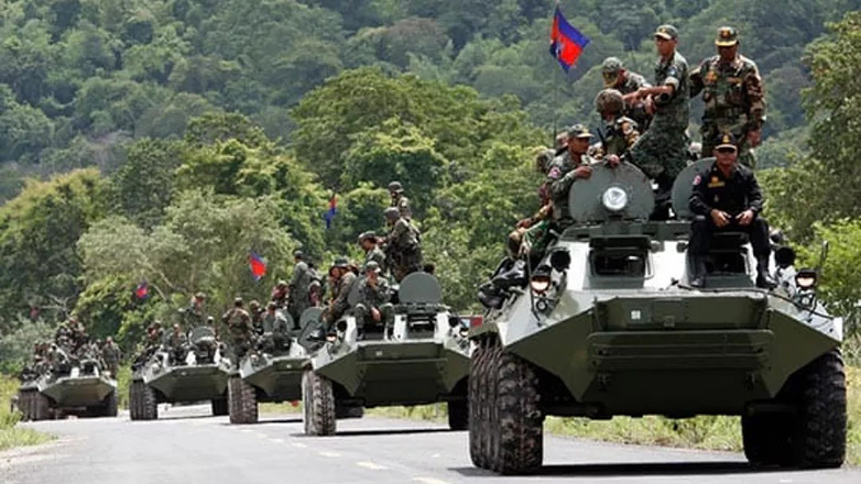 Εχθροπραξίες στα σύνορα Ταϊλάνδης-Καμπότζης, τουλάχιστον 12 νεκροί