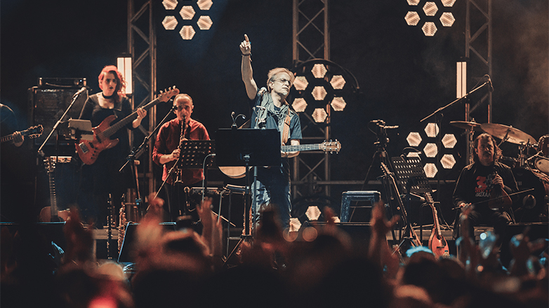 Μίλτος Πασχαλίδης – 30 χρόνια τραγούδια: Η μεγάλη γιορτή ολοκληρώνεται στο Κατράκειο