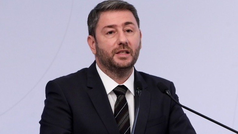 Ανδρουλάκης: Συμπαραστέκομαι σε όσους δοκιμάζονται από τις πυρκαγιές