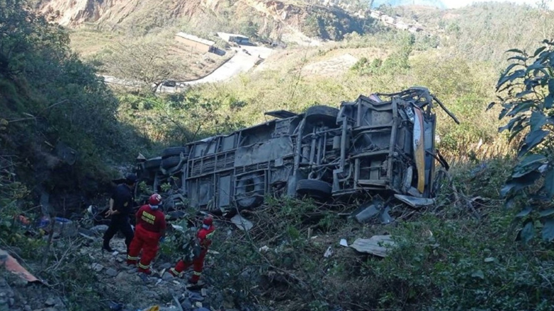 Περού: Τουλάχιστον 15 νεκροί σε τροχαίο