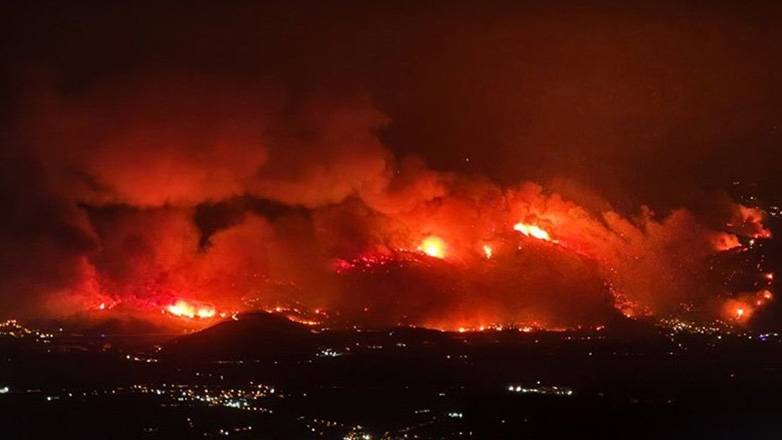 Πύρινος εφιάλτης στην Τουρκία – Πάνω από 3.500 κάτοικοι εγκατέλειψαν τις εστίες τους στην Προύσα