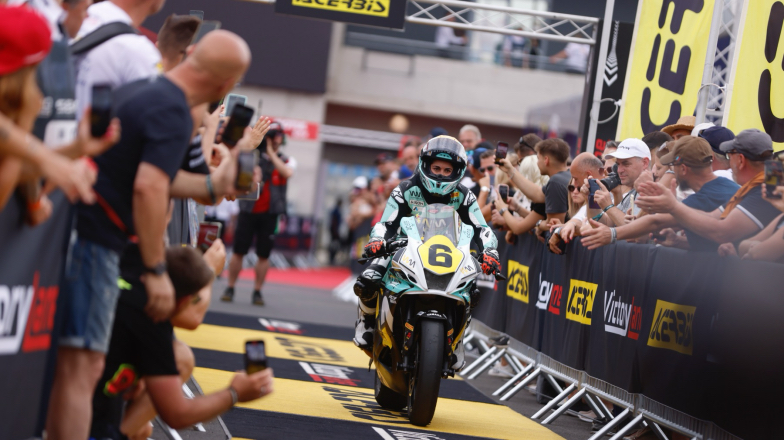 Η Herrera κερδίζει τον 1ο Αγώνα του WorldWCR στο Balaton