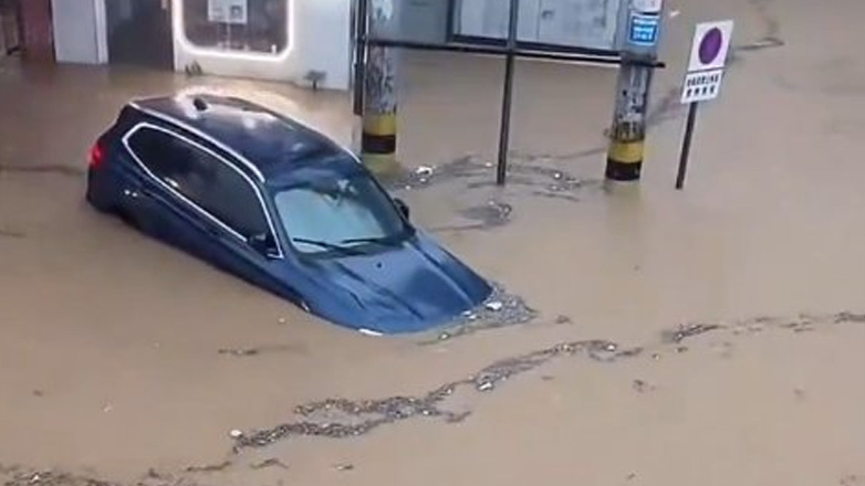 Δύο νεκροί λόγω των σφοδρών βροχοπτώσεων στην Κίνα