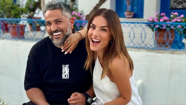 Βάσω Λασκαράκη – Λευτέρης Σουλτάτος: Άκρως χαλαροί στην Τήνο – Οι φωτογραφίες που τους τράβηξε η κόρη της, Εύα