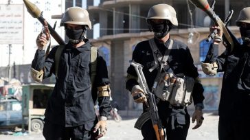 Οι Χούθι διαμηνύουν πως θα επιτίθενται σε πλοία εταιρειών που έχουν δοσοληψίες με το Ισραήλ