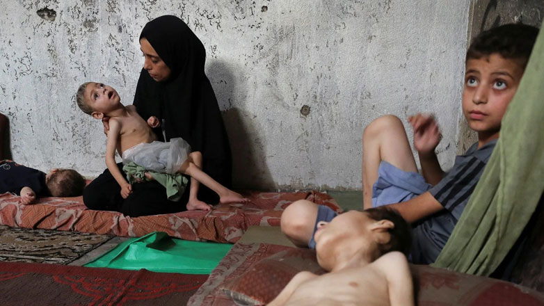 Γάζα: Τουλάχιστον 12 νεκροί σε βομβαρδισμό στη Χαν Γιούνις