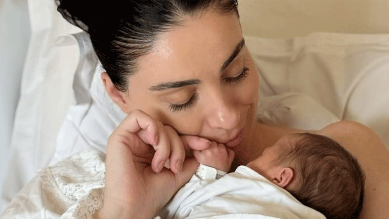 Βαλέρια Χοψονίδου: Η πρώτη ανάρτηση με τον νεογέννητο γιο της – «Γεννήθηκε το πραγματικό μου λιονταράκι»