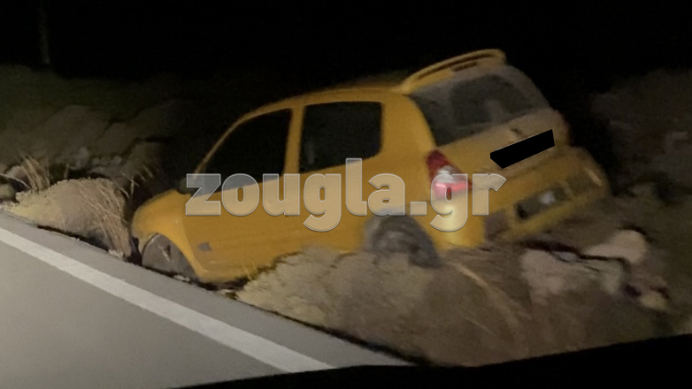 Ελαφόνησος: Αυτοκίνητο έπεσε στα βράχια