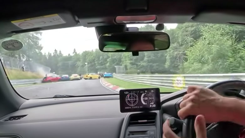 Δείτε on board πλάνα από τη νέα καραμπόλα στην πίστα του Nurburgring (Βίντεο) 