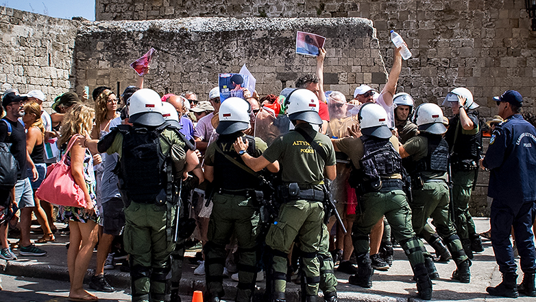 Τα δύο «πρόσωπα» της Ρόδου στους Ισραηλινούς τουρίστες Τα δύο «πρόσωπα» της Ρόδου στους Ισραηλινούς τουρίστες