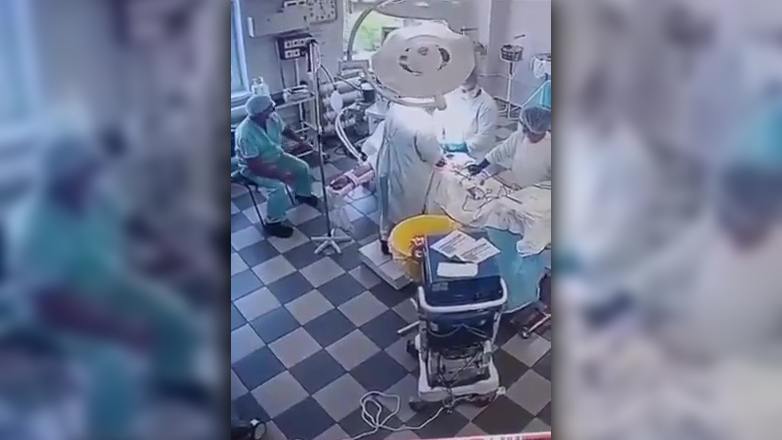 Βίντεο από τον σεισμό 8,7 Ρίχτερ σε χειρουργείο Βίντεο από τον σεισμό 8,7 Ρίχτερ σε χειρουργείο