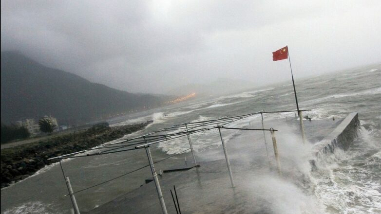 Η Κίνα εκδίδει προειδοποίηση για τσουνάμι στις ανατολικές ακτές της