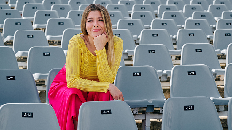 Η Ιουλία Καραπατάκη στο Δημοτικό Κολυμβητήριο Ραφήνας
