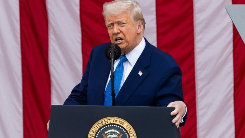 Τελεσίγραφο Τραμπ στον Πούτιν για εκεχειρία στην Ουκρανία έως τις 8 Αυγούστου Τελεσίγραφο Τραμπ στον Πούτιν για εκεχειρία στην Ουκρανία έως τις 8 Αυγούστου