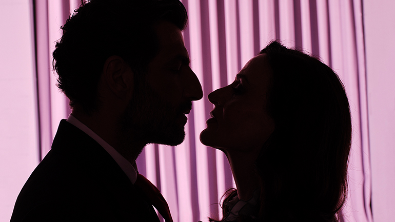 Ο Οιδίποδας, σε διασκευή και σκηνοθεσία Robert Icke, από τον Νοέμβριο στη Στέγη του Ιδρύματος Ωνάση