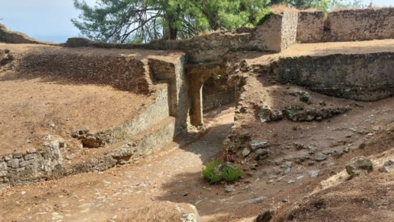 Ζάκυνθος -ΥΠΠΟ: Αποκαθίστανται οι λιθόστρωτες διαδρομές στο Κάστρο, δημιουργείται νέο δίκτυο περιήγησης