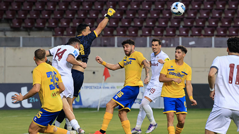 ΑΕΛ – Παναιτωλικός 0-1: Ο πατέρας Πετράκης νίκησε τον γιο