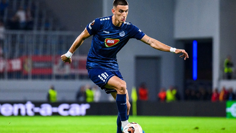 ΟΦΗ: Έδωσε τα χέρια με τον διεθνή Μαυροβούνιο φορ Μάρκο Ρακόνιατς