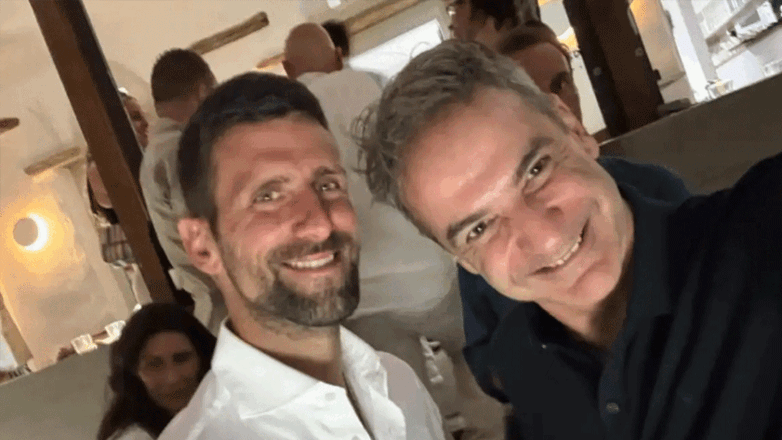 «Συνάντηση κορυφής» Μητσοτάκη – Τζόκοβιτς στην Τήνο