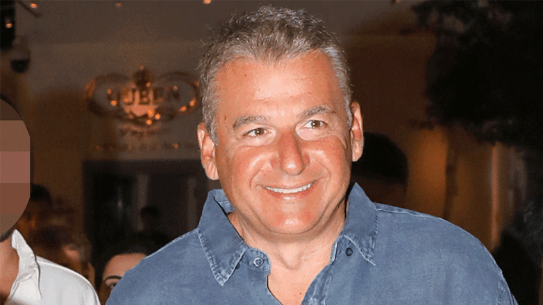 Γιώργος Λιάγκας: Νυχτοπερπατήματα στα στενά της Μυκόνου – Φωτογραφίες