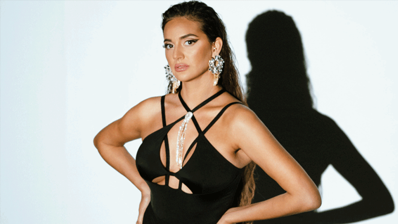 Ρία Ελληνίδου: «Γιατί ρε μαμά με έστελνες στα ωδεία; Έπρεπε να είμαι στη γιαγιά στο Λιτόχωρο, να βάζω μπαξέ»