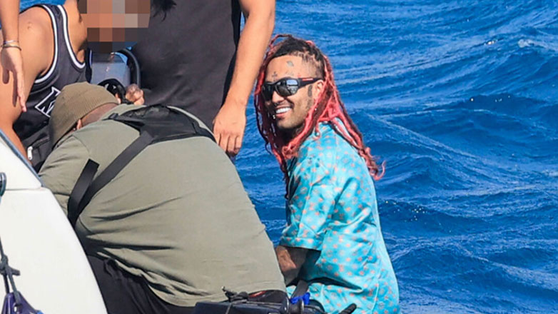 Lil Pump: Στη Μύκονο ο Αμερικανός τράπερ