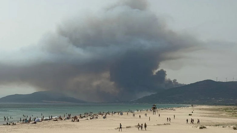 Υπό μερικό έλεγχο η πυρκαγιά στην Ταρίφα της Ισπανίας