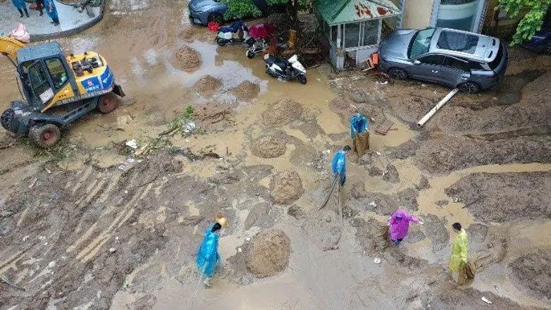 Κίνα: Δεκάδες χιλιάδες άνθρωποι εγκατέλειψαν τα σπίτια τους μετά τις καταρρακτώδεις βροχές