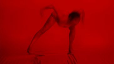 «Eat You»: Το νέο single του Theodore