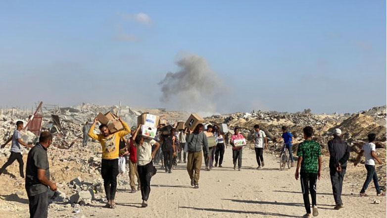 Ιορδανός αξιωματούχος: «Οι Άραβες θα υποστηρίξουν μόνο ό,τι συμφωνήσουν και αποφασίσουν οι Παλαιστίνιοι» Ιορδανός αξιωματούχος: «Οι Άραβες θα υποστηρίξουν μόνο ό,τι συμφωνήσουν και αποφασίσουν οι Παλαιστίνιοι»