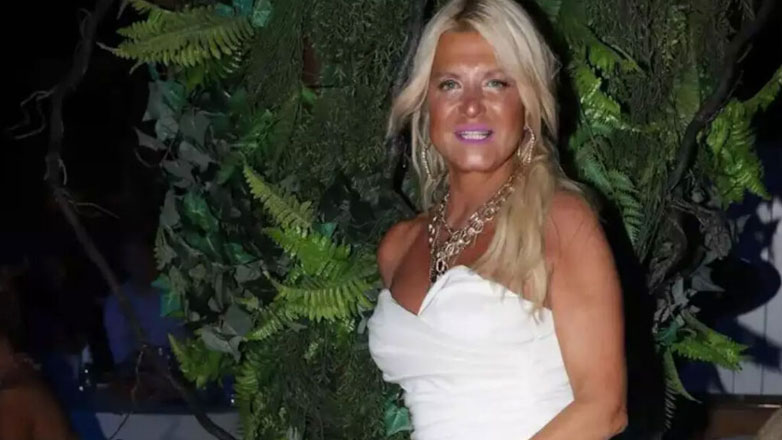 Μαρίνα Σταυράκη: Η φωτογραφία με μπικίνι σε πισίνα στη Μύκονο – «Οι διακοπές που χρειάζομαι»