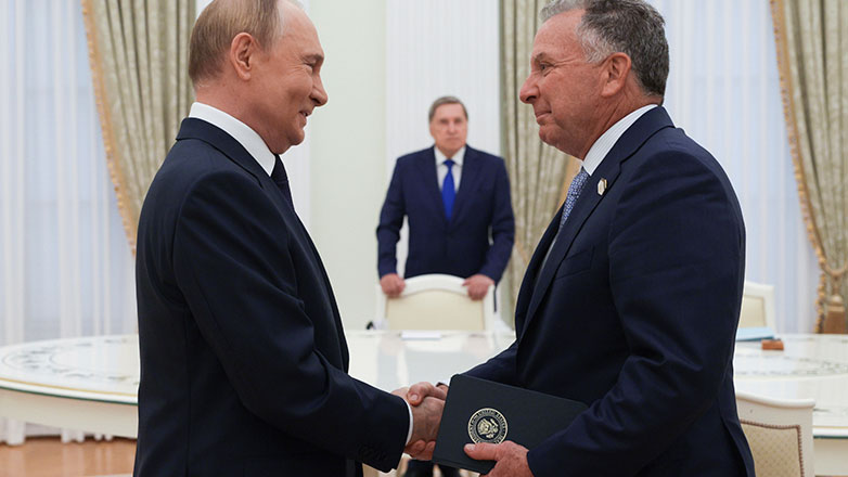 WSJ: Ο Πούτιν είπε ότι θα σταματήσει τον πόλεμο με αντάλλαγμα την Ανατολική Ουκρανία