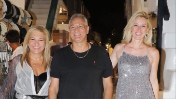 Δέσποινα Μοιραράκη, Γιώργος Ντάβλας και Έλενα Ντάβλα: Νυχτοπερπατήματα στη Μύκονο – Φωτογραφίες