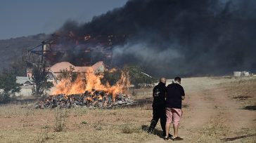 Ανατολική Αττική: «Η δυναμική που απέκτησε από την πρώτη στιγμή η πυρκαγιά ήταν πάρα πολύ έντονη»