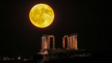 Μαγευτική η αποψινή «Πανσέληνος του Οξύρρυγχου»