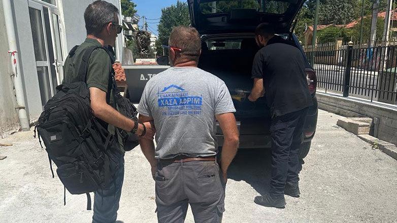 Συνελήφθη 50χρονος για θερμές εργασίες με τροχό κοντά σε δασική έκταση στην Πεντέλη