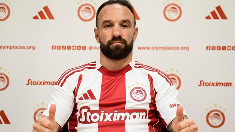 O Ολυμπιακός ανακοίνωσε την επιστροφή Βαλμπουενά – «Τιμή μου που θα κλείσω εδώ την καριέρα μου»