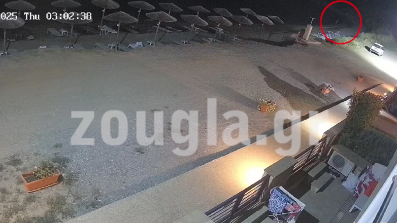 Βίντεο ντοκουμέντο από το «δίδυμο» που «έγδυνε» σκάφη στη Χαλκιδική