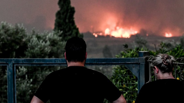 Νέα Αριστερά για φωτιές: Αυτή είναι η «θωράκιση» της κυβέρνησης, χωριά εκκενώνονται, περιουσίες και δάση να καταστρέφονται