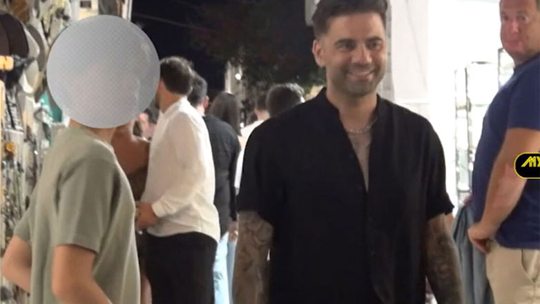 Στη Μύκονο ο Θοδωρής Μαραντίνης μαζί με τον μεγάλο του γιο – Βίντεο