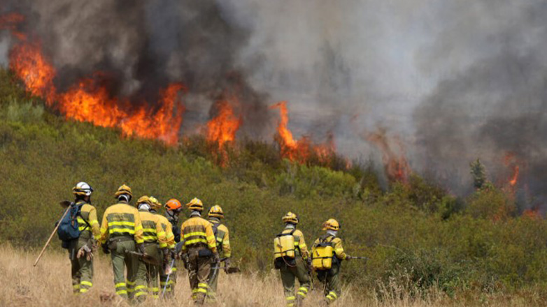 Ισπανία: Δύο νεκροί και επτά τραυματίες από τις πυρκαγιές