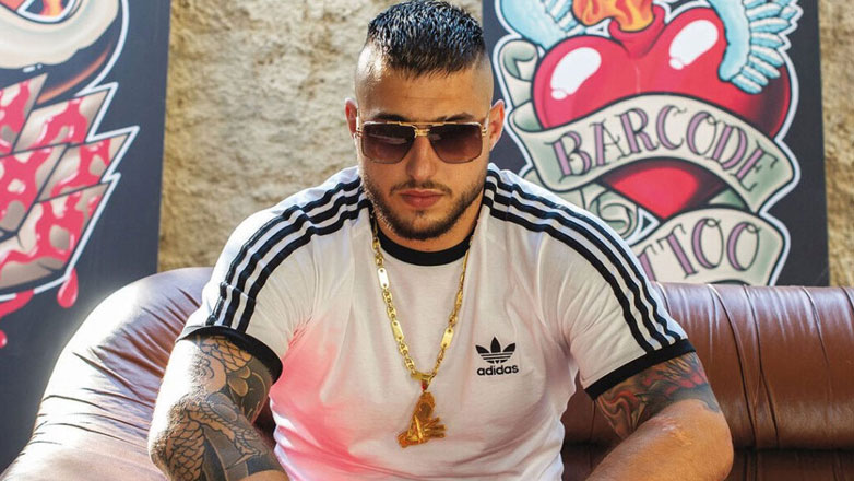 Rack: Έξαλλος ο τράπερ με 15χρονο που έπινε αλκοόλ σε live του – «Μην ξαναπιείς μπροστά μου»