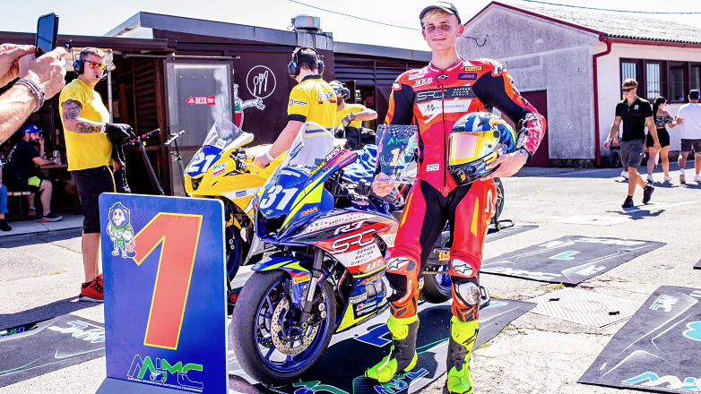 Πρωταθλητής του Alpe Adria Yamaha R7 Cup, ο Κωνσταντίνος Μαυρόπουλος