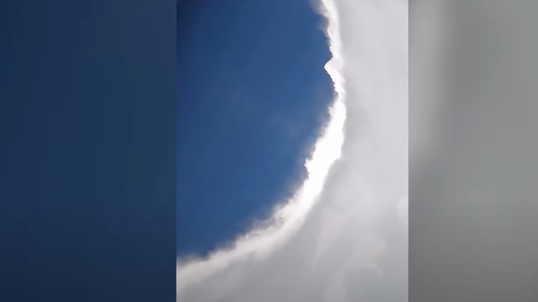 Στο μάτι του τυφώνα Έριν που σάρωσε την Καραϊβική