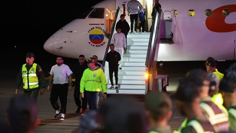 Βενεζουέλα: Η κυβέρνηση ζητά την επιστροφή 66 παιδιών που χωρίστηκαν από τους γονείς τους στις ΗΠΑ Βενεζουέλα: Η κυβέρνηση ζητά την επιστροφή 66 παιδιών που χωρίστηκαν από τους γονείς τους στις ΗΠΑ