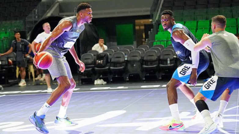 Καλαβρός: «Η ομάδα αλλάζει με τον Γιάννη, θα το δούμε στα δυνατά φιλικά που έρχονται»