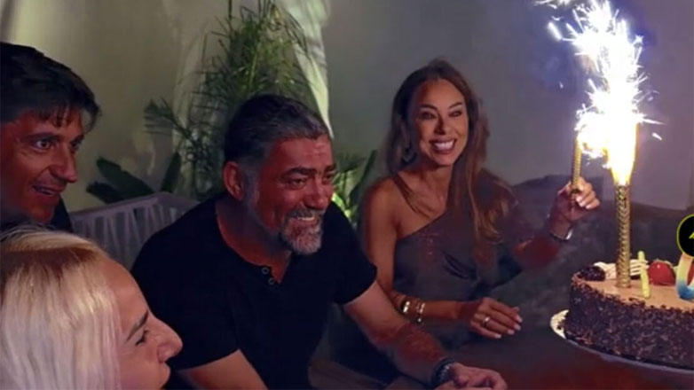 Μιχάλης Ιατρόπουλος: Έκλεισε τα 60 – Το ξέφρενο πάρτι στη Μύκονο – Βίντεο