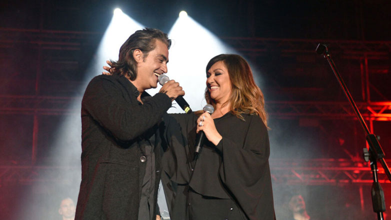 Διονύσης Σχοινάς: Η αφιέρωση στην Καίτη Γαρμπή και το τρυφερό φιλί στη σκηνή