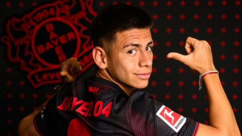 Στη Λεβερκούζεν υπό μορφή δανεισμού από τη Μάντσεστερ Σίτι ο Κλαούντιο Ετσεβερί