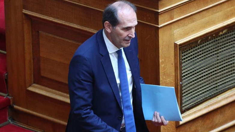 Ο πολιτικός κόσμος αποχαιρετά τον Απόστολο Βεσυρόπουλο – Τα συλλυπητήρια μηνύματα